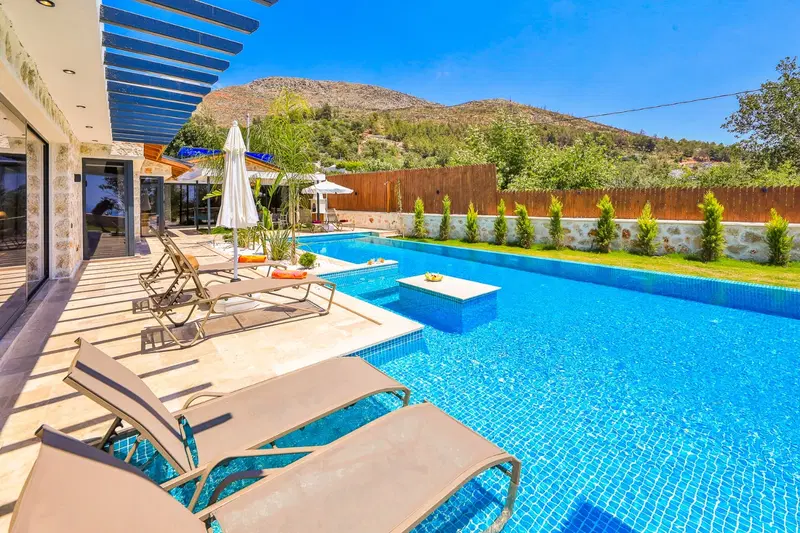 Üzümlü’de özel havuzlu kiralık villa, fotoğraf 8
