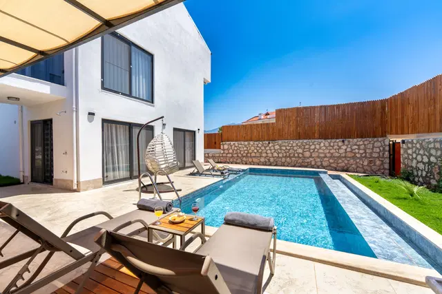 Fethiye’de bahçeli kiralık villa, fotoğraf 4