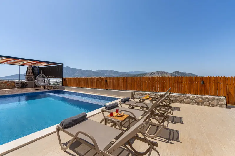 Fethiye’de bahçeli kiralık villa, fotoğraf 4