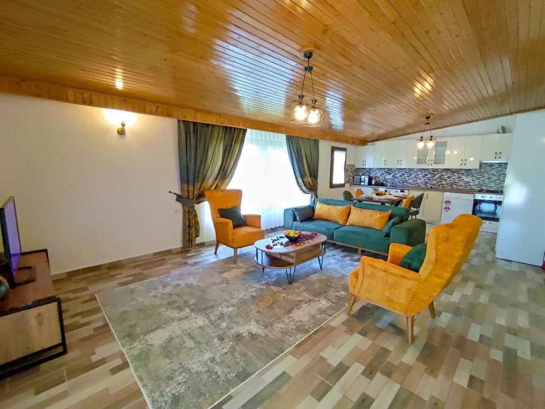 Fethiye’de Balayı Çiftlerine Uygun, Korunaklı Havuzlu, 2 Yatak Odalı, Kiralık Villa