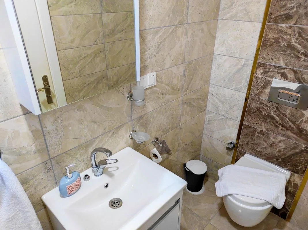 Fethiye’de Balayı Çiftlerine Uygun, Korunaklı Havuzlu, 2 Yatak Odalı, Kiralık Villa