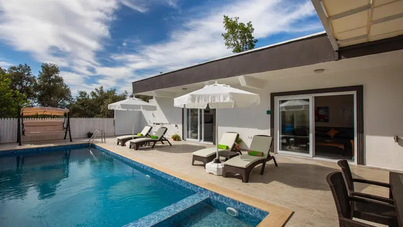Üzümlü’de balayı kiralık villa, fotoğraf 4