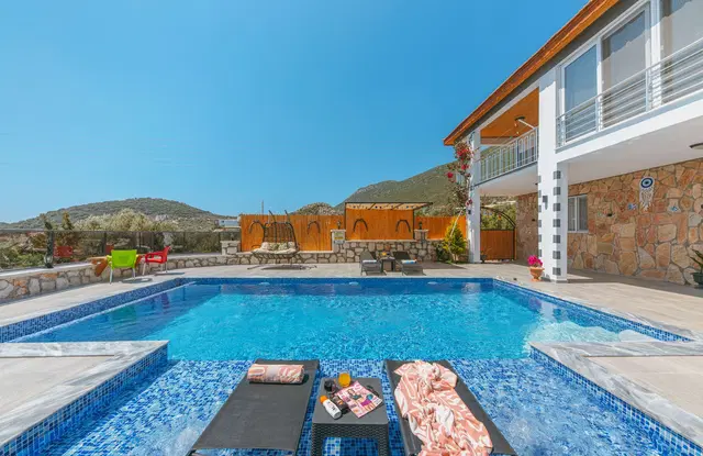 Kaş’ta balayı kiralık villa, fotoğraf 4