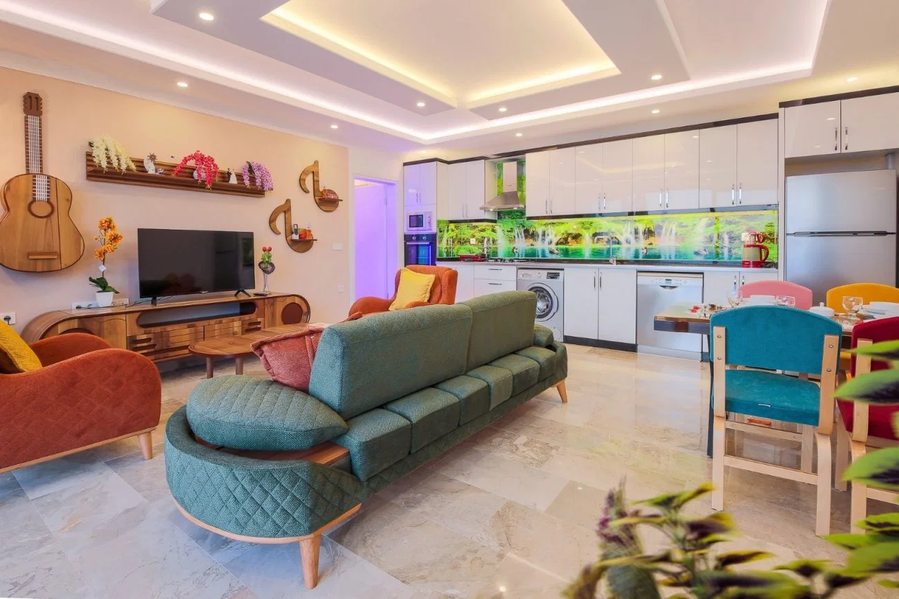 Üzümlü’de Balayı Çiftlerine Uygun, Isıtmalı Havuzlu, 1 Yatak Odalı, Ekonomik Villa