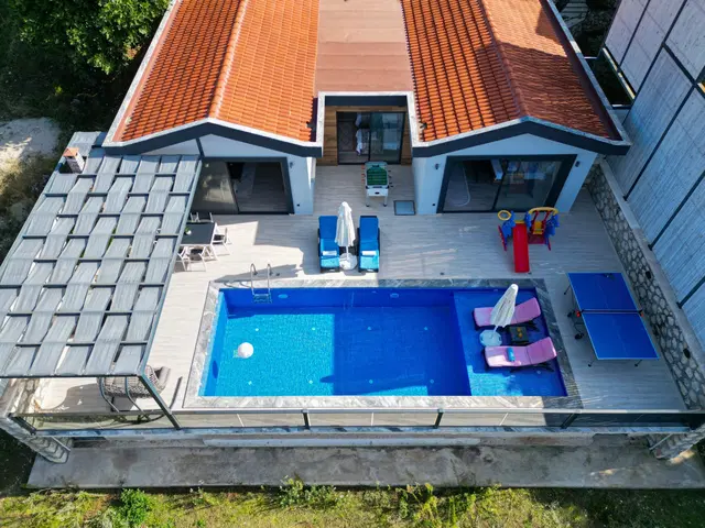 Üzümlü’de saunalı kiralık villa, fotoğraf 3