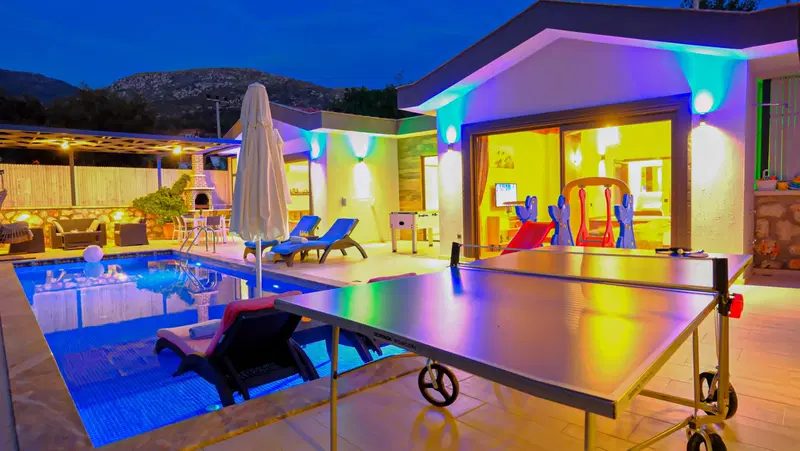 Üzümlü’de özel havuzlu kiralık villa, fotoğraf 4