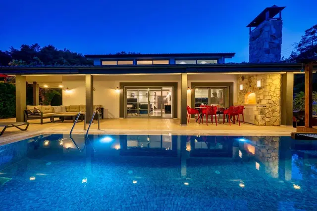 Fethiye’de jakuzili kiralık villa, fotoğraf 2