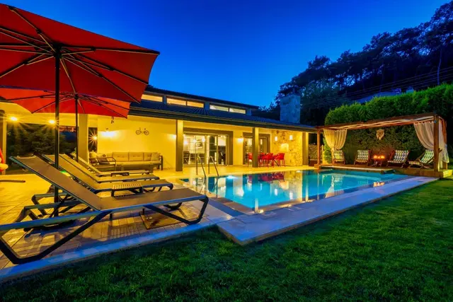 Fethiye’de bahçeli kiralık villa, fotoğraf 4