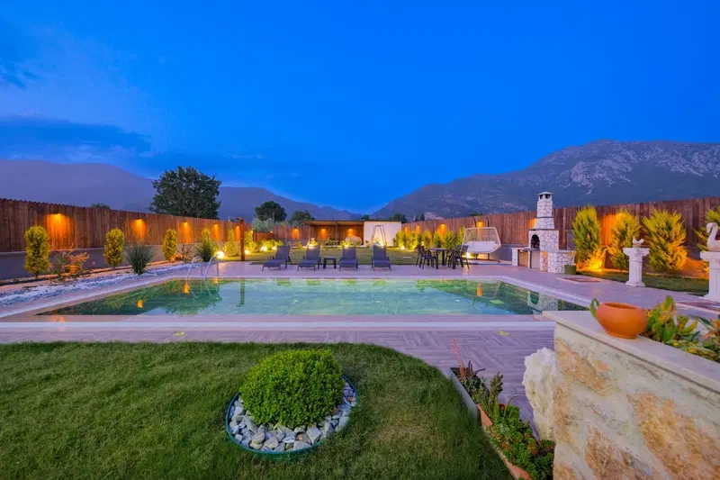Fethiye’de bahçeli kiralık villa, fotoğraf 3