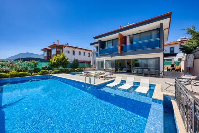 Kaş’ta çocuk havuzlu kiralık villa, fotoğraf 3