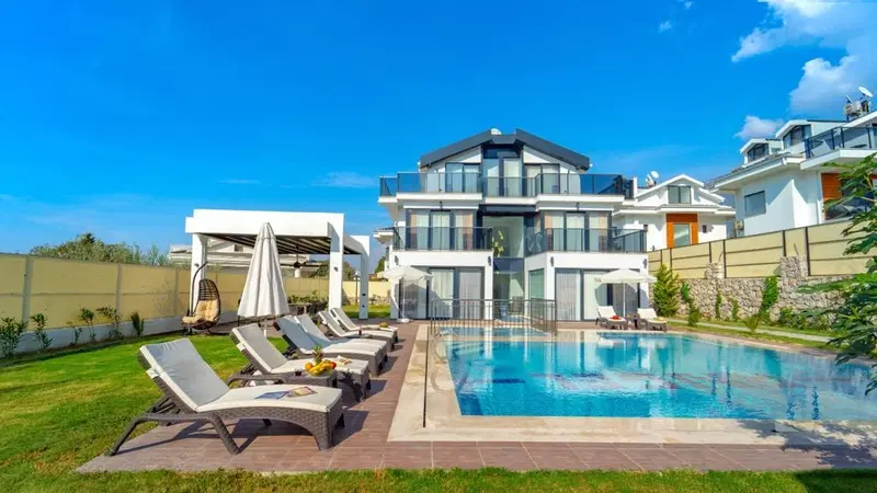 Fethiye’de bahçeli kiralık villa, fotoğraf 2