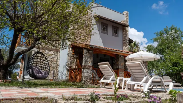Fethiye’de bahçeli kiralık villa, fotoğraf 2