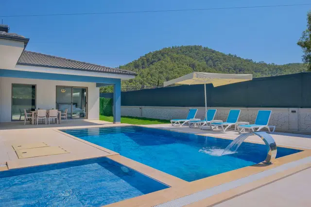 Fethiye’de özel havuzlu kiralık villa, fotoğraf 3