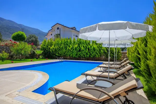 Fethiye’de bahçeli kiralık villa, fotoğraf 2