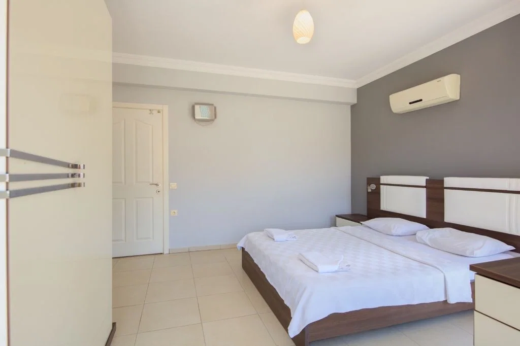 Fethiye’de Merkeze Yakın, Özel Havuzlu, Jakuzili, Lüks Villa