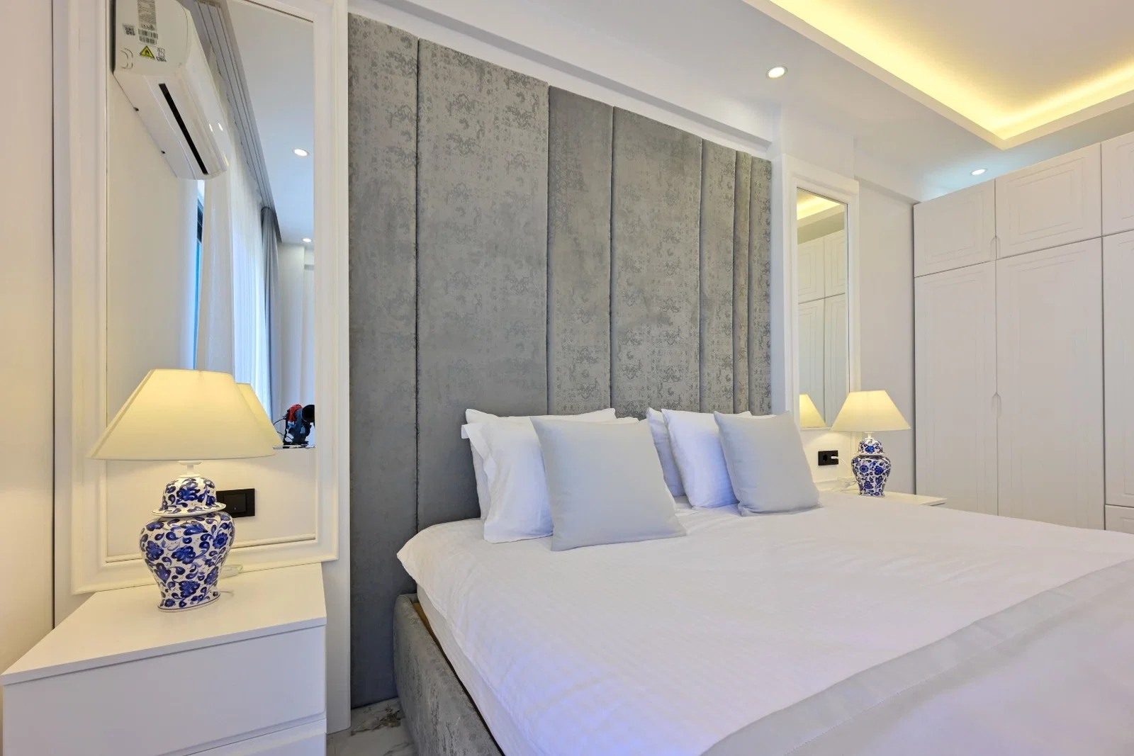 Fethiye’de Deniz Manzaralı, Isıtmalı Havuzlu, 6 Kişilik, Lüks Villa