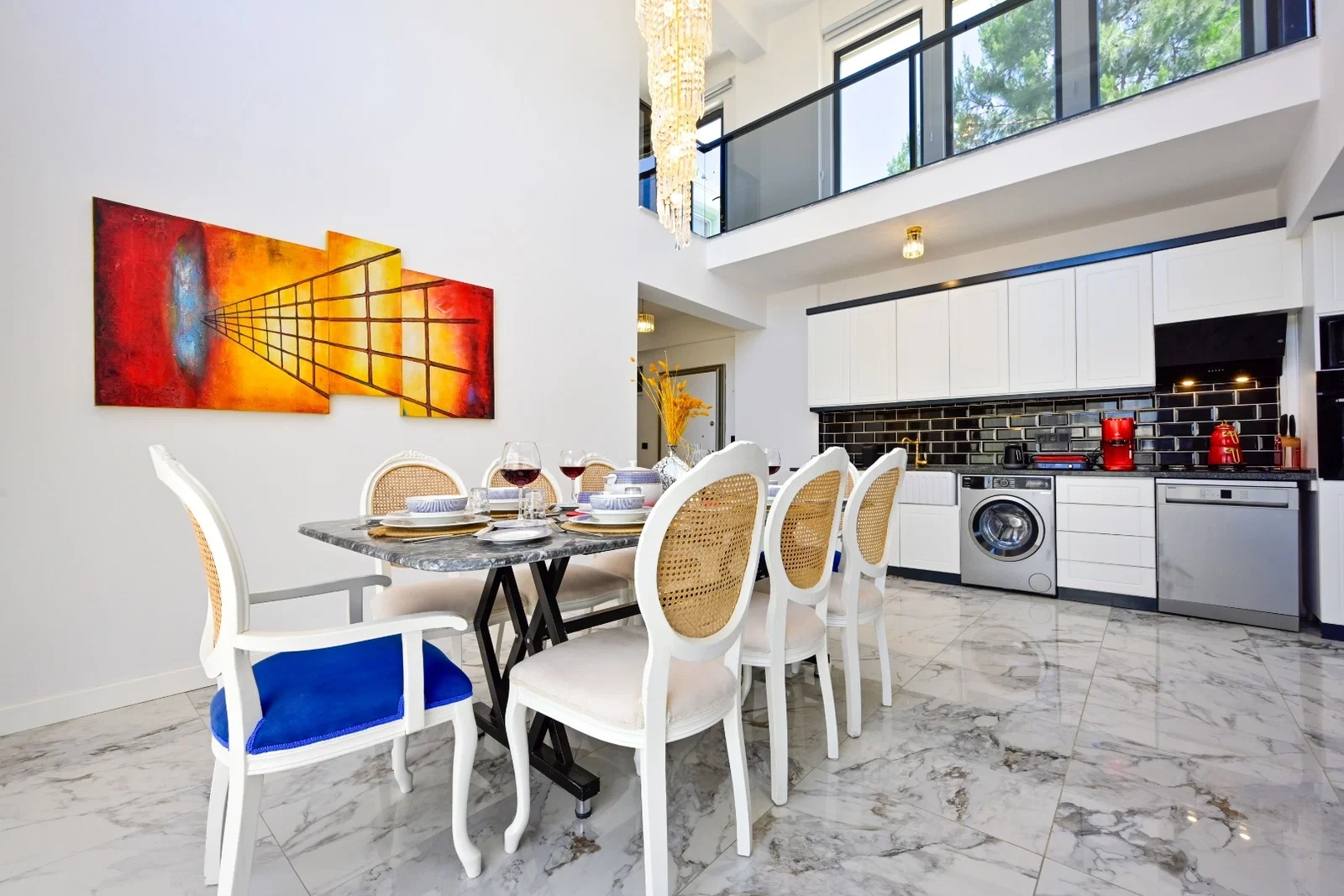Fethiye’de Deniz Manzaralı, Isıtmalı Havuzlu, 6 Kişilik, Lüks Villa