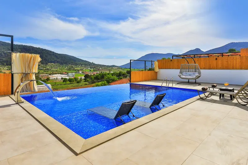 Sarıbelen’de jakuzili kiralık villa, fotoğraf 8