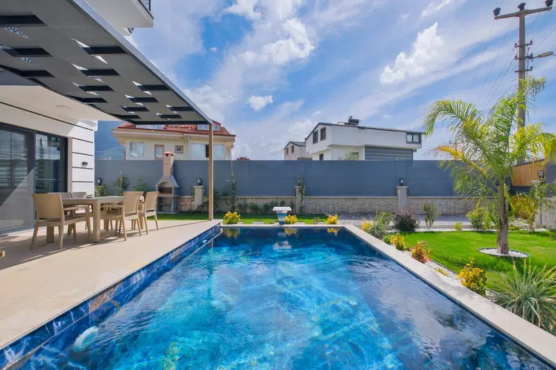 Fethiye’de bahçeli kiralık villa, fotoğraf 3