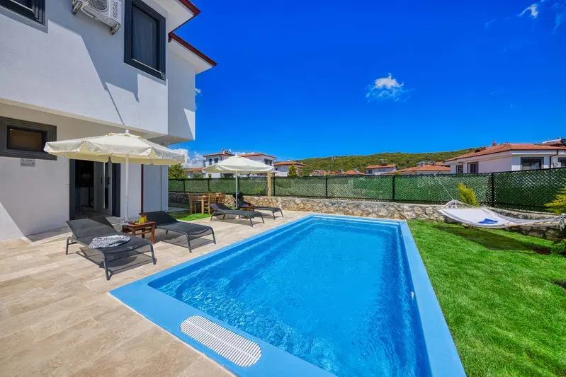 Kaş’ta özel havuzlu kiralık villa, fotoğraf 2