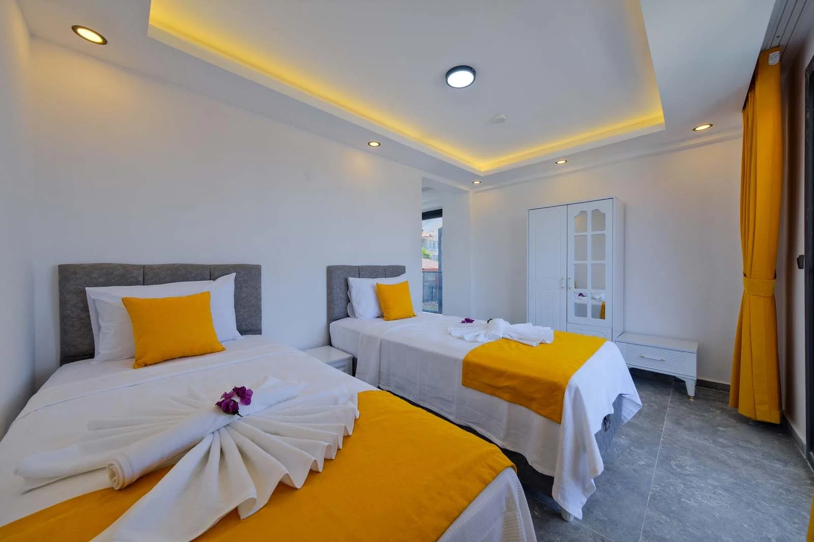 Fethiye’de Sakin Konumda, Özel Havuzlu, 3 Yatak Odalı, Kiralık Villa