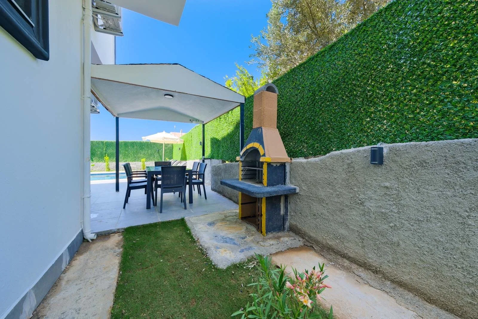 Fethiye’de Sakin Konumda, Özel Havuzlu, 3 Yatak Odalı, Kiralık Villa