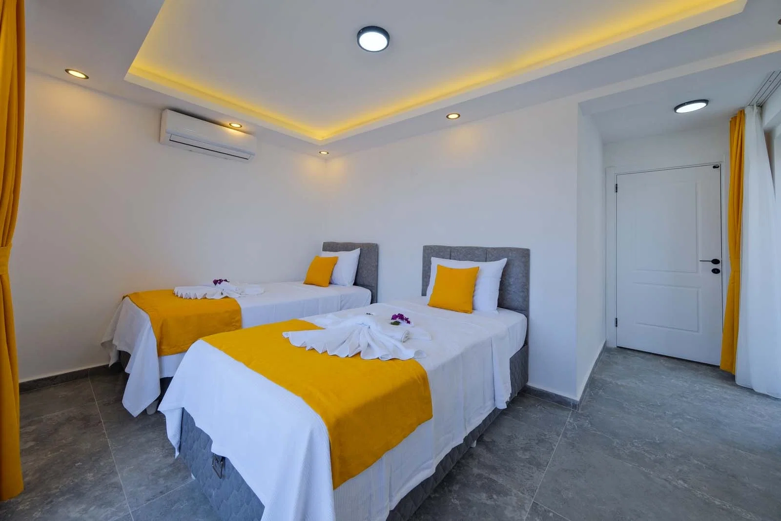Fethiye’de Sakin Konumda, Özel Havuzlu, 3 Yatak Odalı, Kiralık Villa