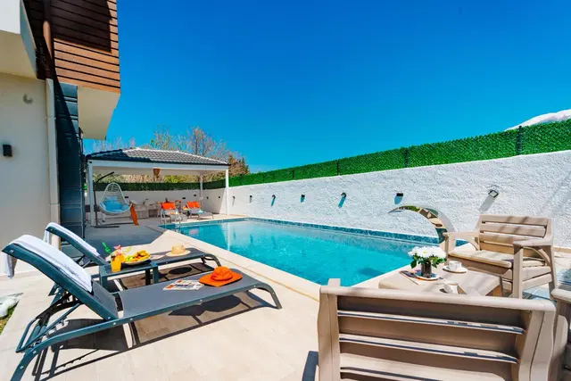 Fethiye’de jakuzili kiralık villa, fotoğraf 2