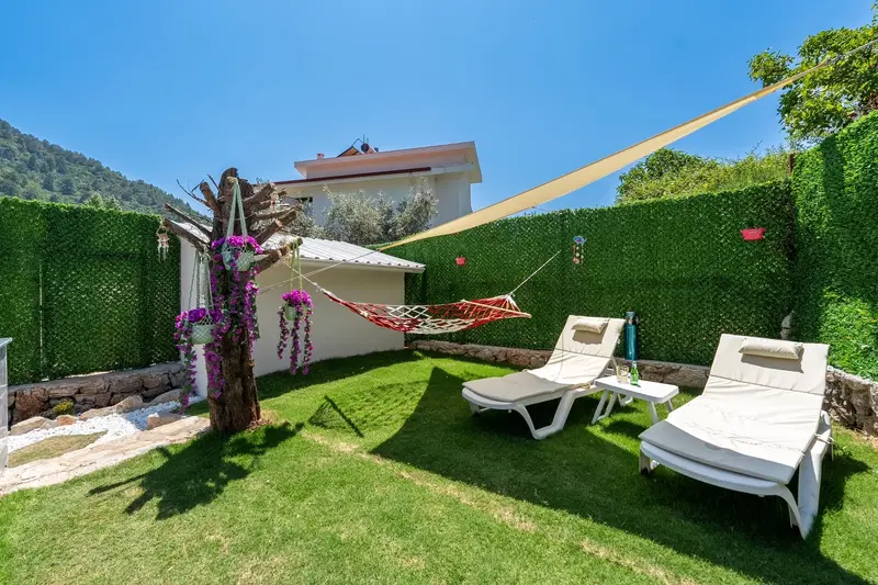 Fethiye’de korunaklı havuzlu kiralık villa, fotoğraf 7