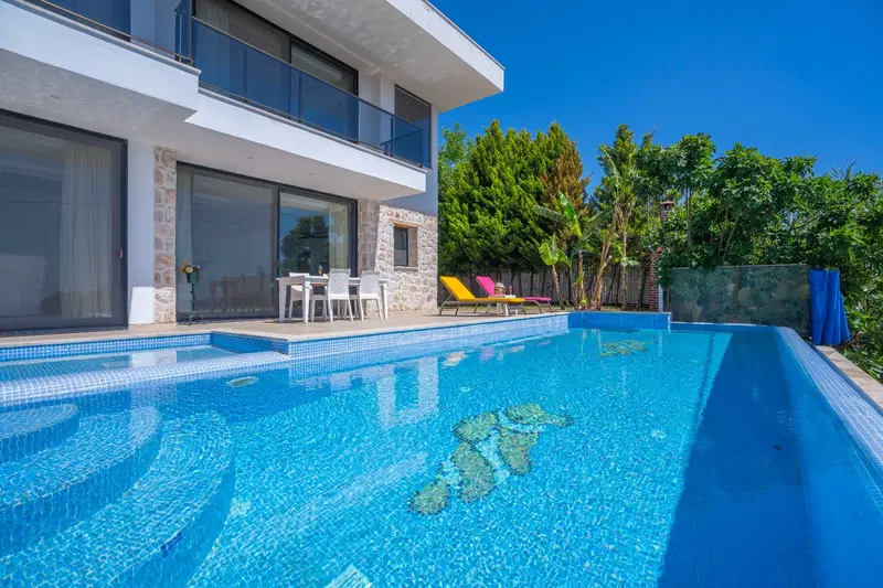 Üzümlü’de özel havuzlu kiralık villa, fotoğraf 5