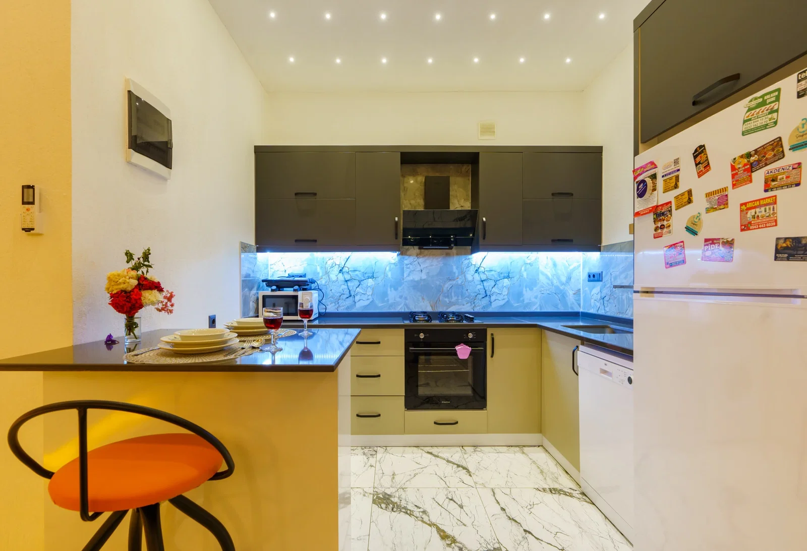 Üzümlü’de Balayı Çiftlerine Uygun, Korunaklı Havuzlu, 1 Yatak Odalı, Ekonomik Villa
