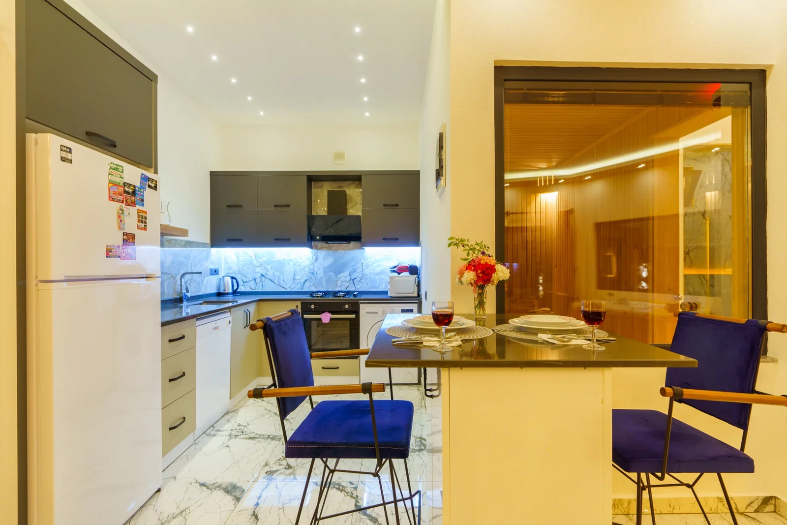 Üzümlü’de Balayı Çiftlerine Uygun, Korunaklı Havuzlu, 1 Yatak Odalı, Kiralık Villa