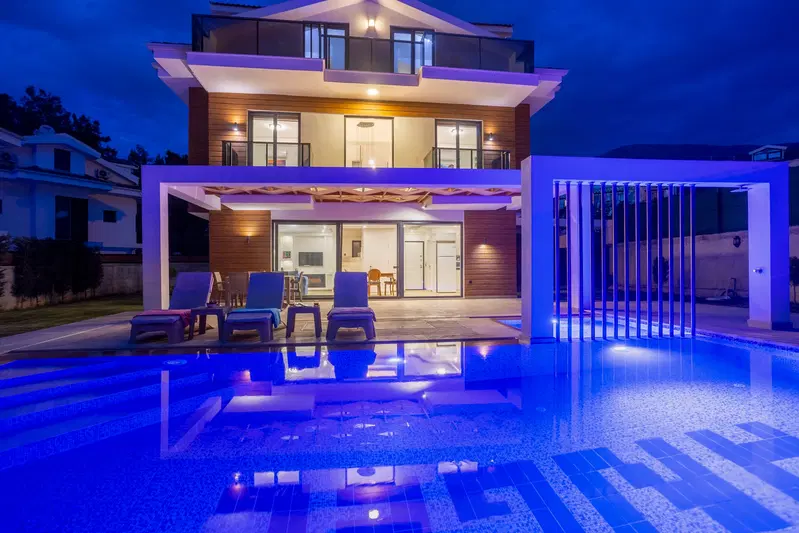 Fethiye’de bahçeli kiralık villa, fotoğraf 2