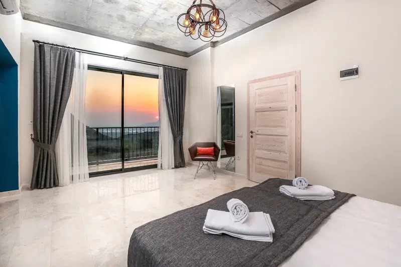 Üzümlü’de jakuzili kiralık villa, fotoğraf 15