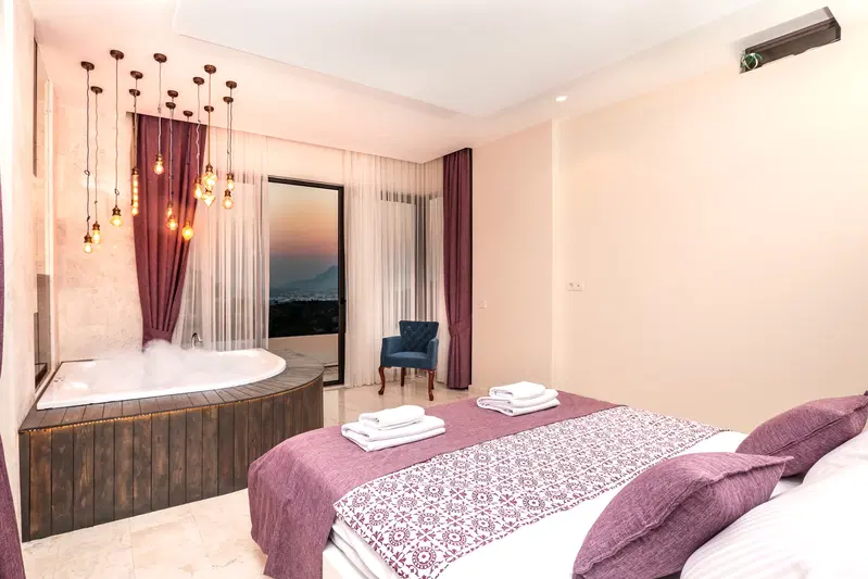 Üzümlü’de jakuzili kiralık villa, fotoğraf 22
