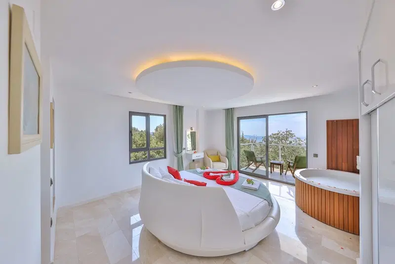 Üzümlü’de korunaklı havuzlu kiralık villa, fotoğraf 19