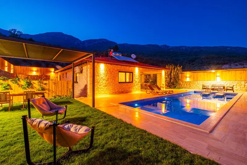 Sarıbelen’de jakuzili kiralık villa, fotoğraf 23