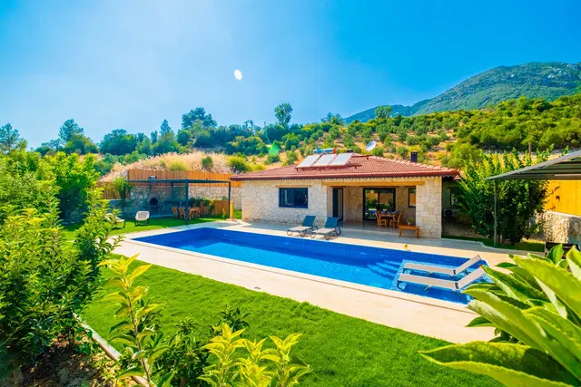 Sarıbelen’de jakuzili kiralık villa, fotoğraf 2
