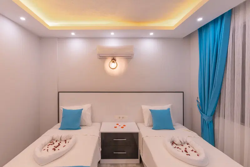 Sarıbelen’de korunaklı havuzlu kiralık villa, fotoğraf 31