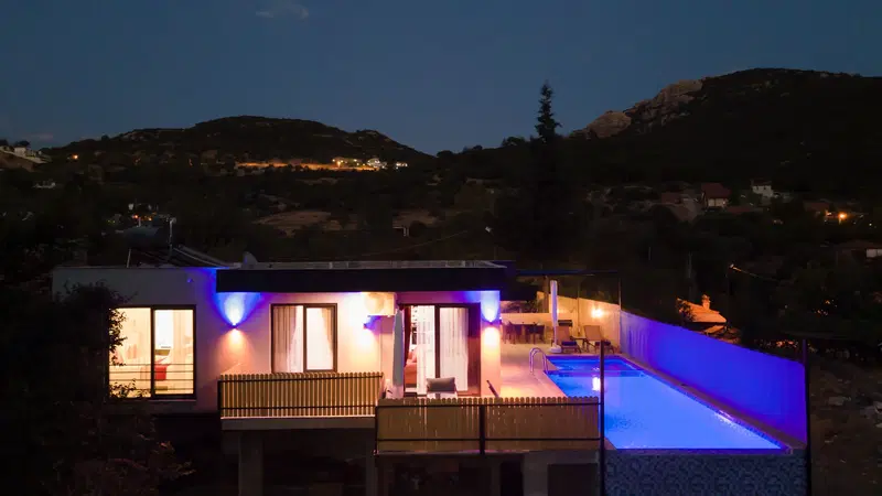 Sarıbelen’de jakuzili kiralık villa, fotoğraf 2