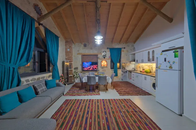Fethiye’de korunaklı havuzlu kiralık villa, fotoğraf 10