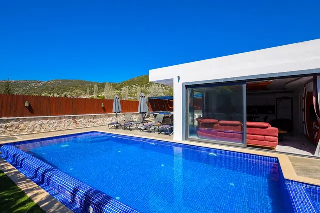 Sarıbelen’de bahçeli kiralık villa, fotoğraf 5