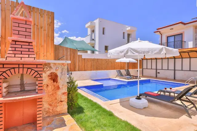 Kaş’ta özel havuzlu kiralık villa, fotoğraf 2