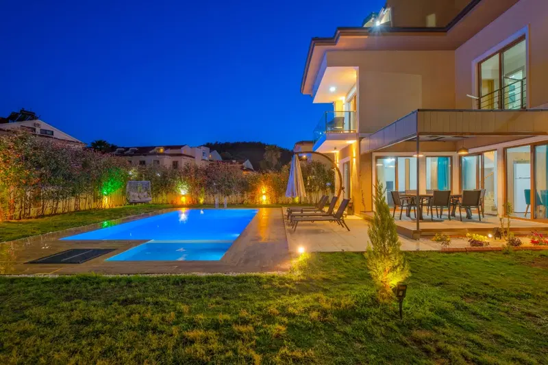 Fethiye’de bahçeli kiralık villa, fotoğraf 13