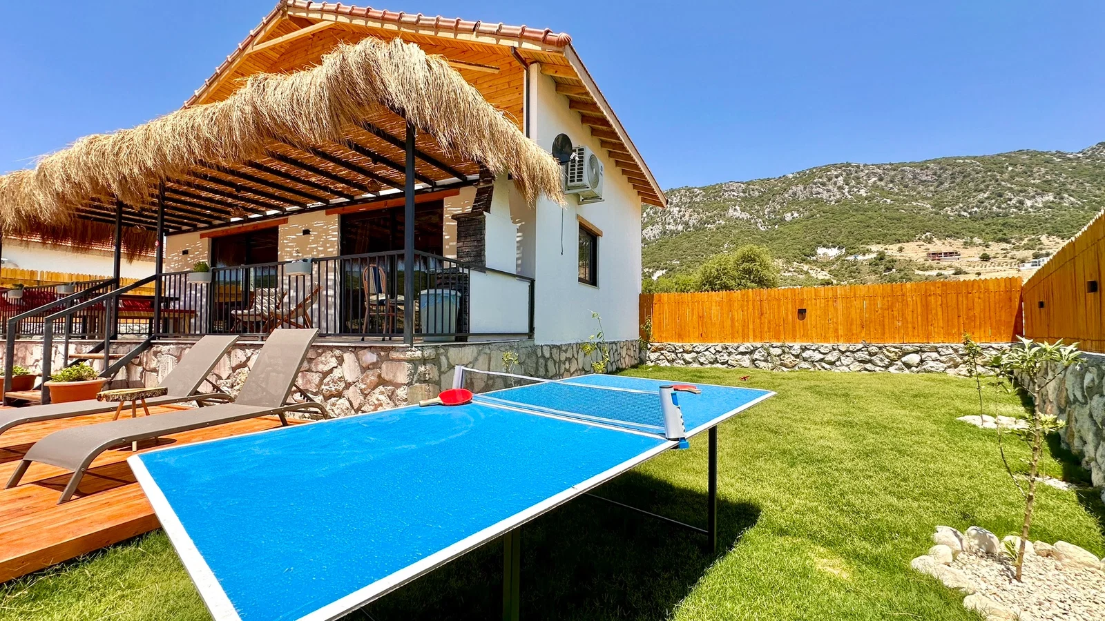 Sarıbelen’de bahçeli kiralık villa, fotoğraf 4