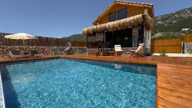 Sarıbelen’de Balayı Çiftlerine Uygun, Özel Havuzlu, Jakuzili, Kiralık Villa