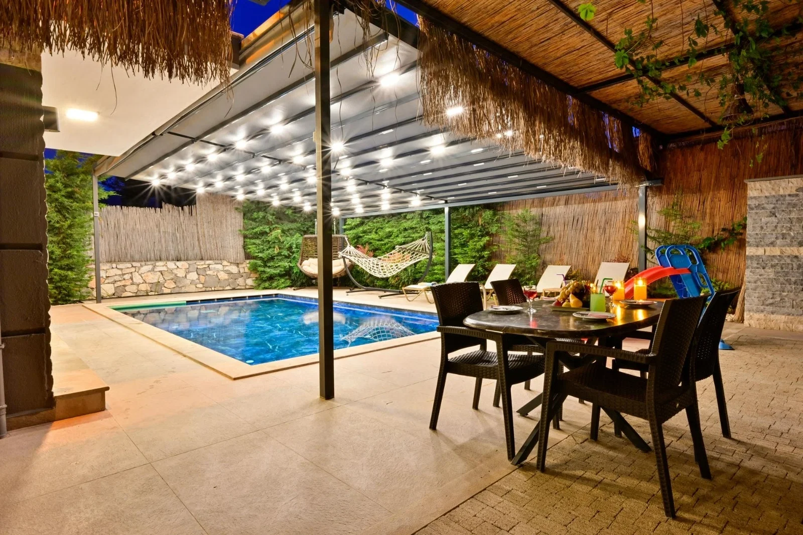 Fethiye’de jakuzili kiralık villa, fotoğraf 10