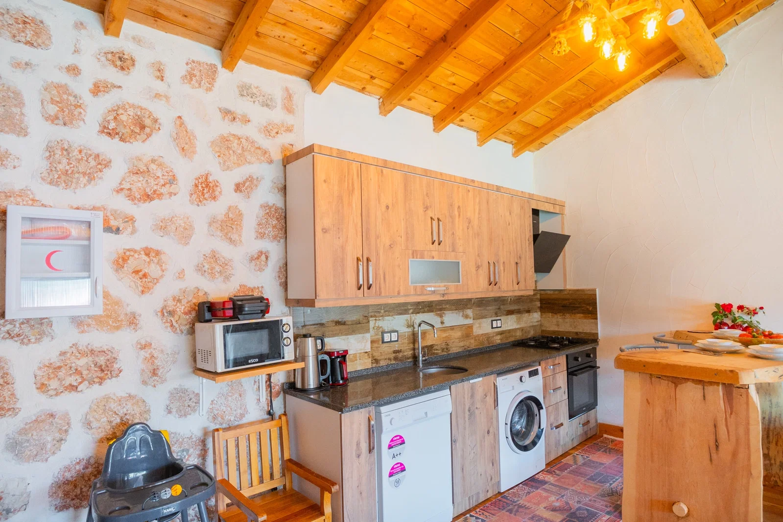 Sarıbelen’de korunaklı havuzlu kiralık villa, fotoğraf 22