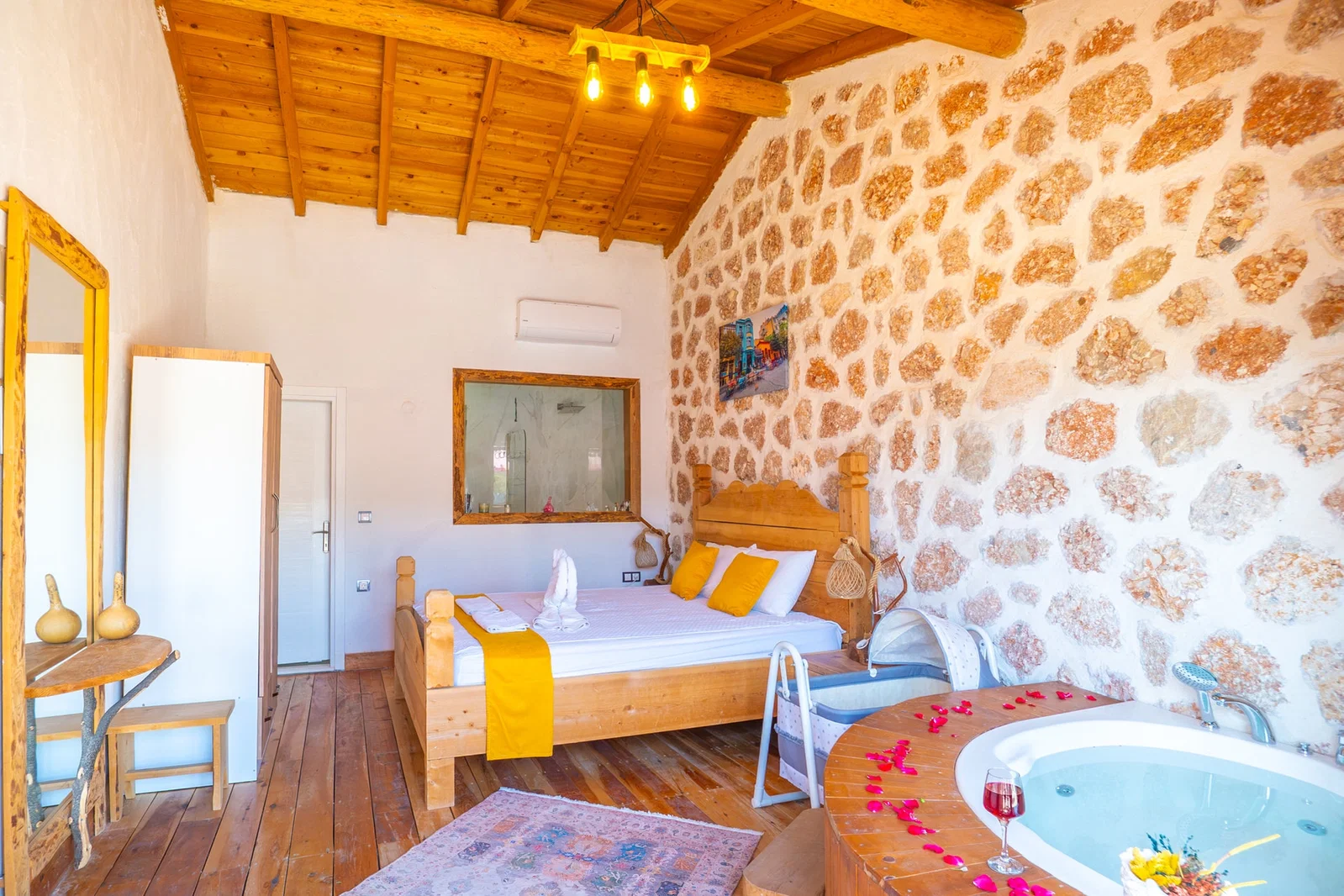 Sarıbelen’de bahçeli kiralık villa, fotoğraf 32