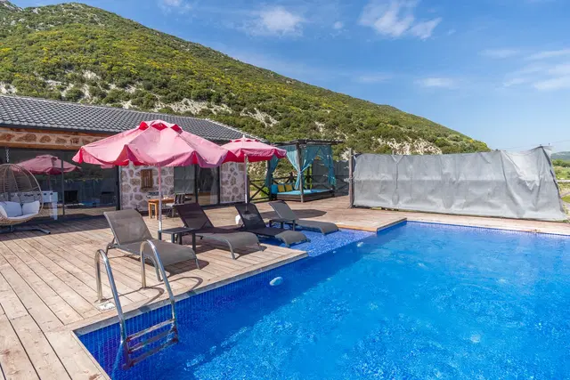Sarıbelen’de doğa manzaralı kiralık villa, fotoğraf 3